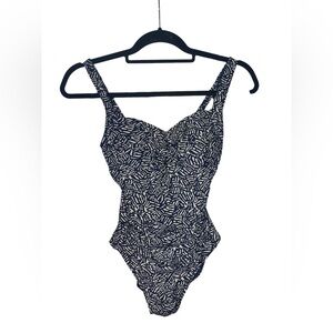 NWOT Bond-eye Australia Nip tuck Blue and White One Piece Swimsuit Size 4